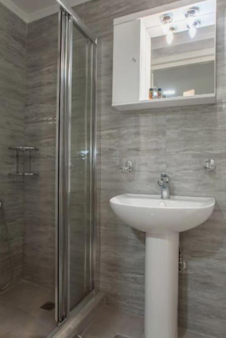 Newly Reconstructed Flat 107Sqm! Appartement Chania  Buitenkant foto